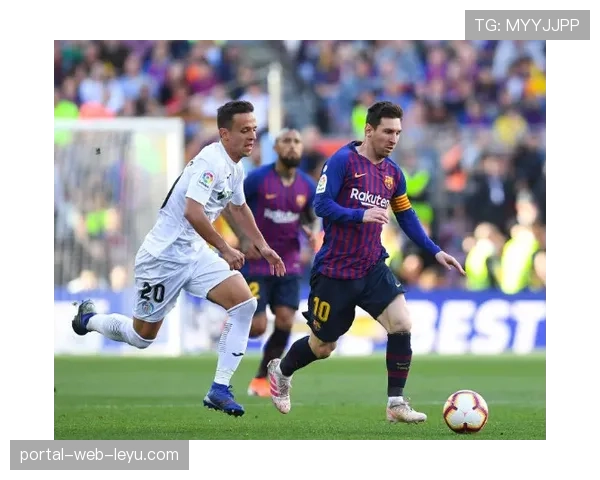 赫塔菲vs比利亚雷亚尔：保级绞杀遇欧冠卡位，铁血防反对决技术流传切