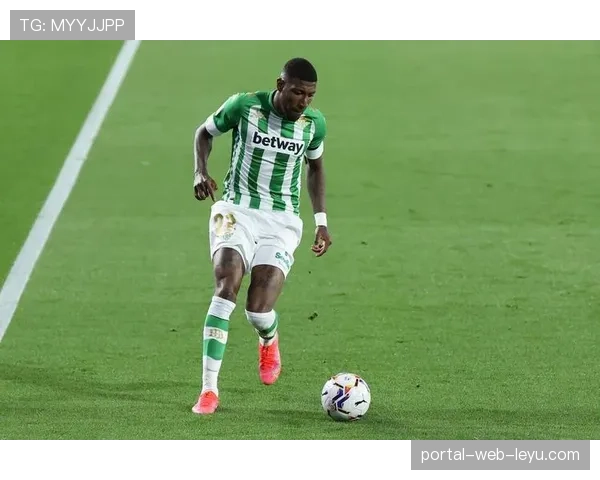 拉塞尔、埃默松先后破门，图卢兹连扳两球